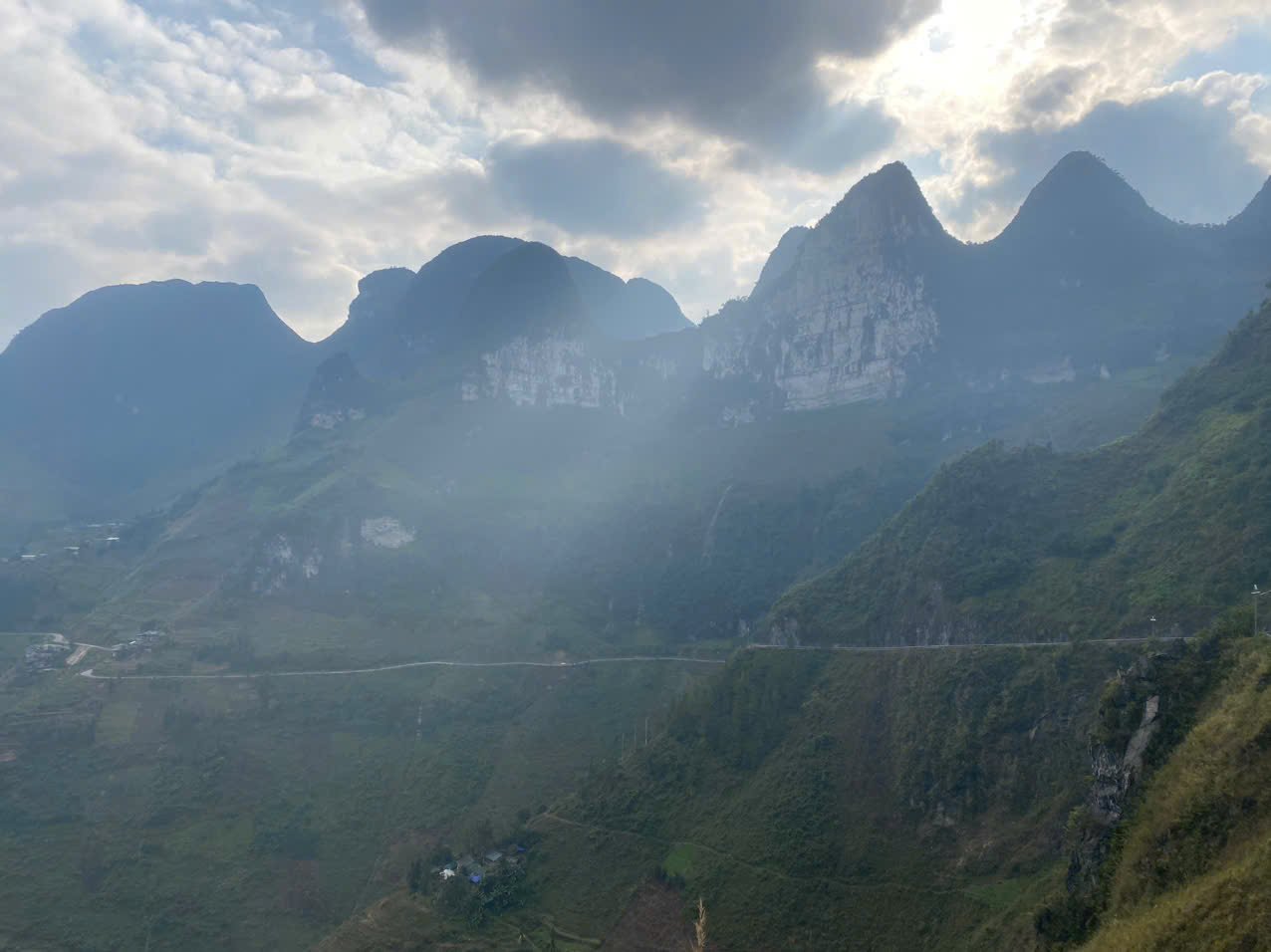 Tour by Bicycle from Sapa to Ha Giang and Halong 15 Days